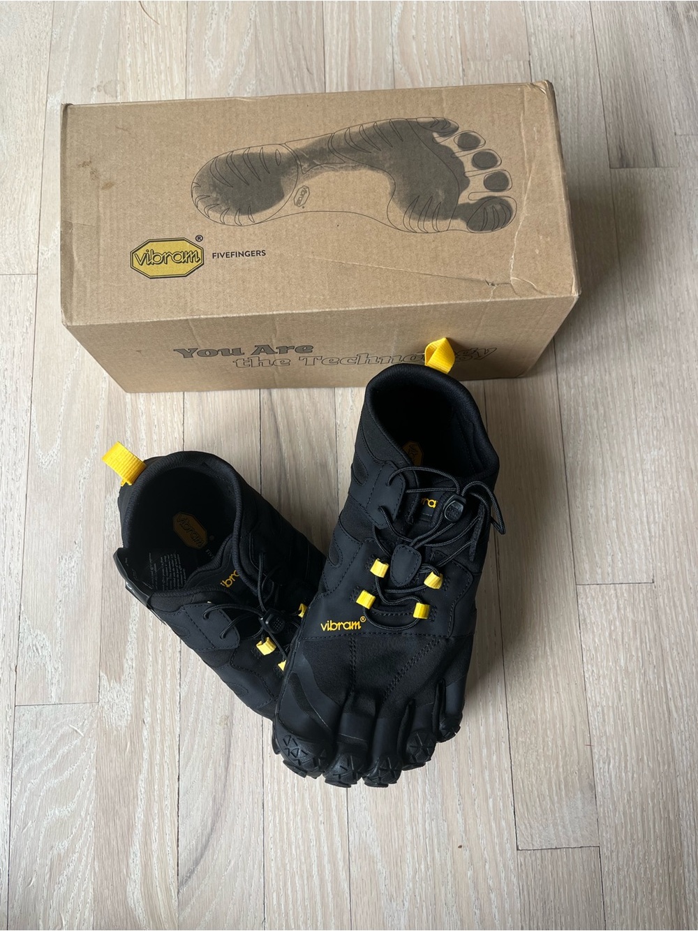 Vibram FiveFingers Black Minimalist Toe Shoes with Yellow Accents